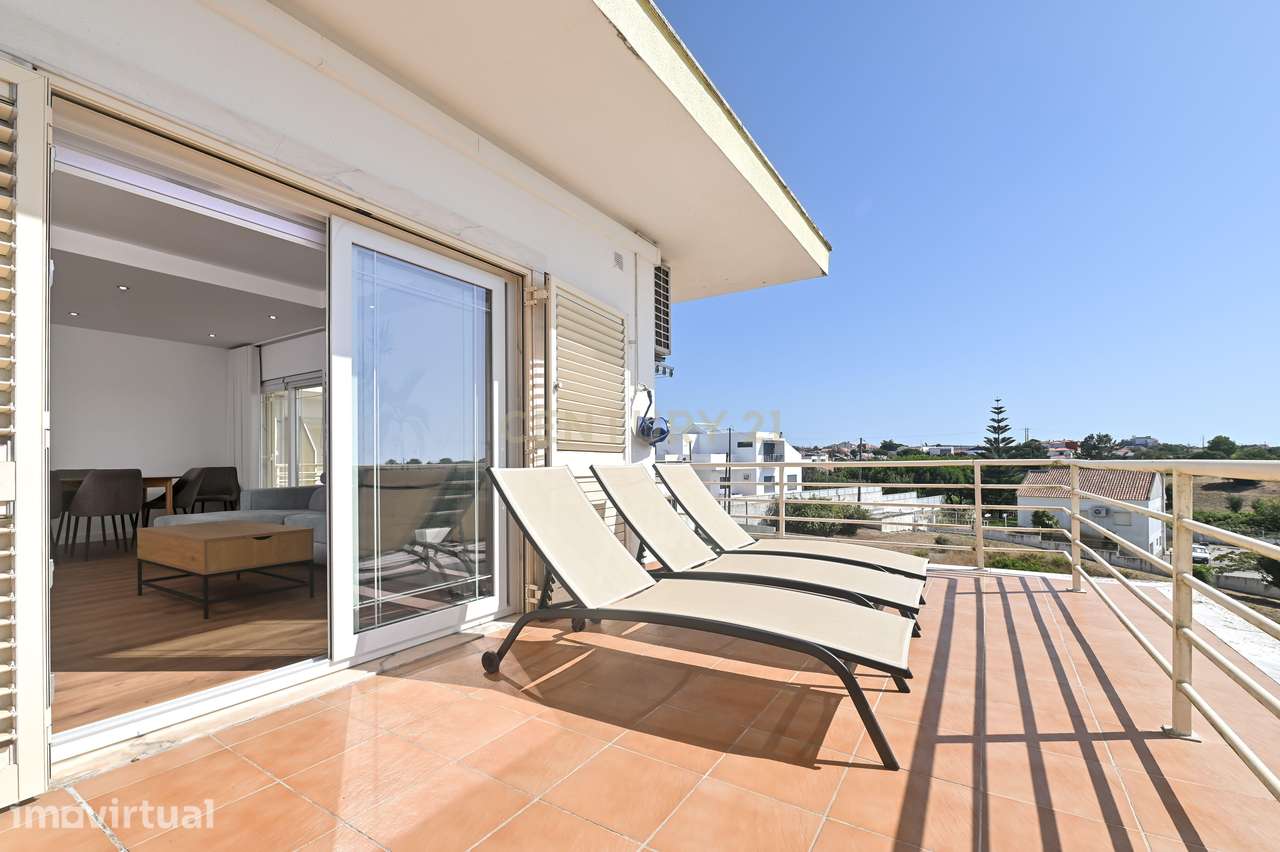 Apartamento T4 transformado em T3 no Zambujal (Sesimbra) em condomínio - Grande imagem: 3/32