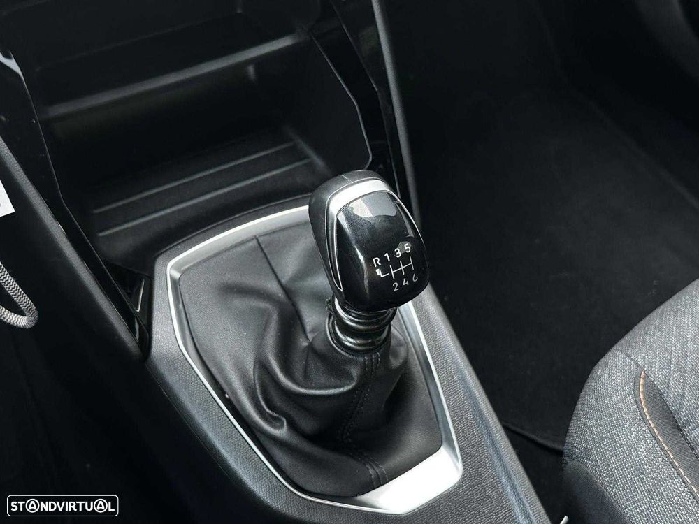Peugeot 2008 1.2 Style - 10