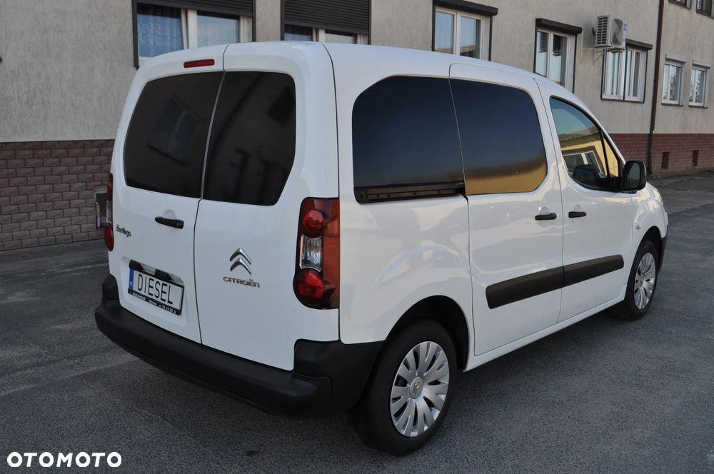 Citroën BERLINGO II - 8