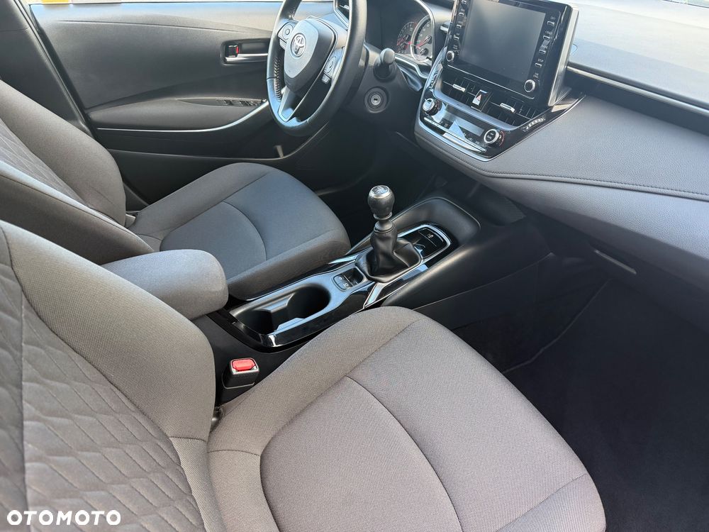 Toyota Corolla 1.5 Comfort - 18