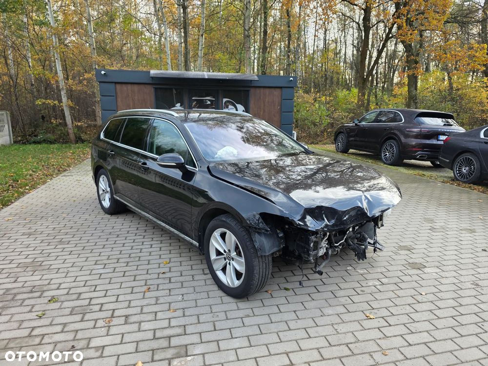 Volkswagen Passat 2.0 TDI EVO Elegance DSG - 6