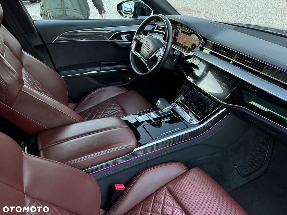 Audi S8 - 21