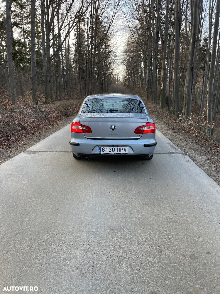 Skoda Superb 2.0 TDI Ambition - 5
