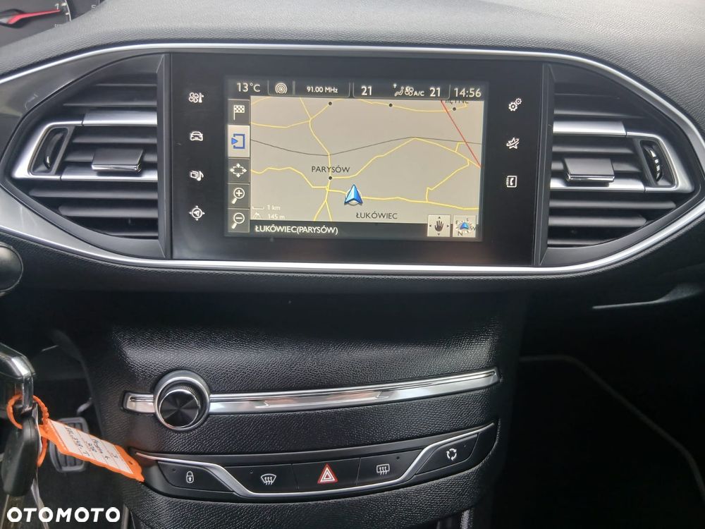 Peugeot 308 - 25