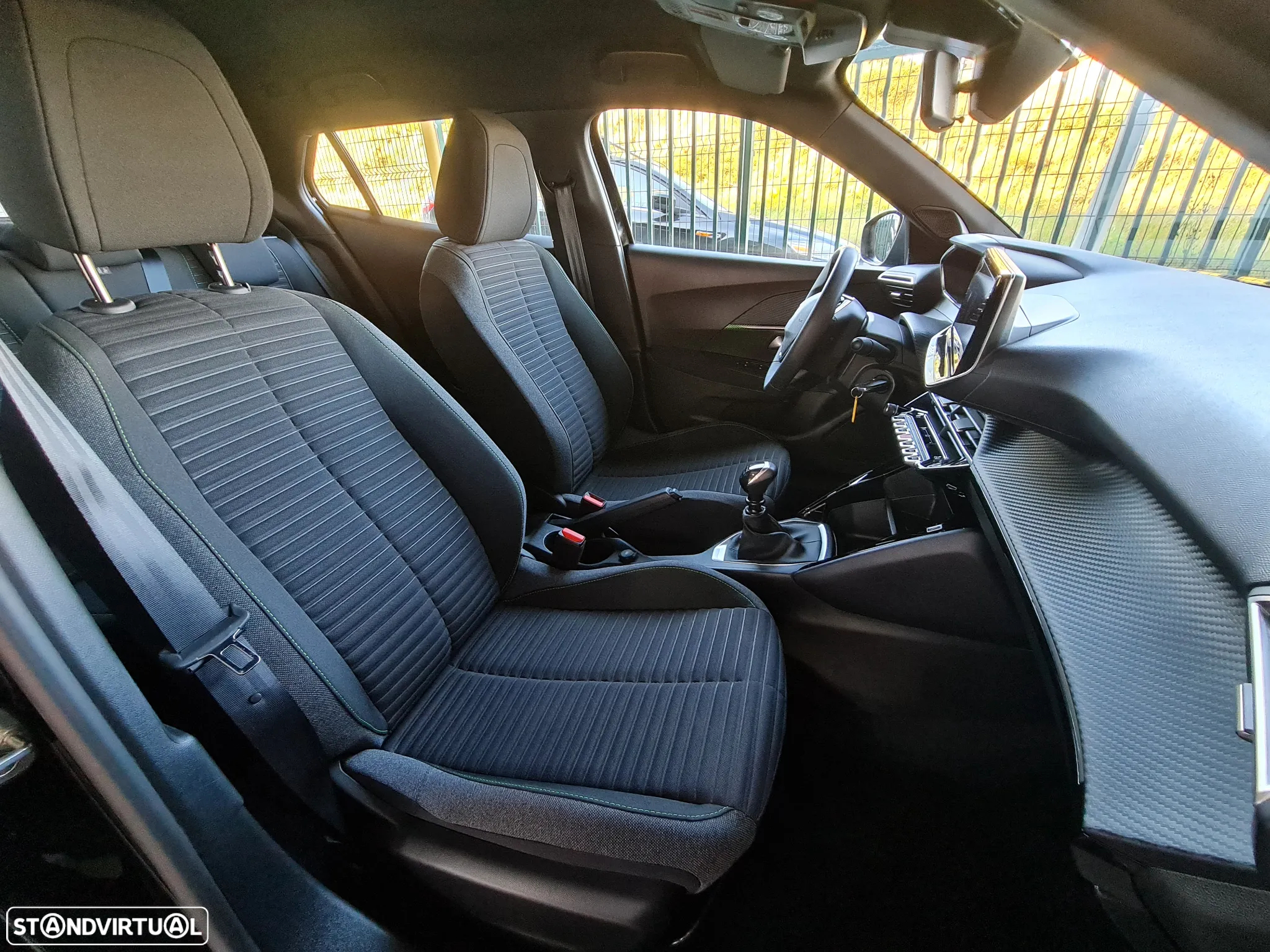 Peugeot 2008 PureTech 100 Stop&Start Active - 11