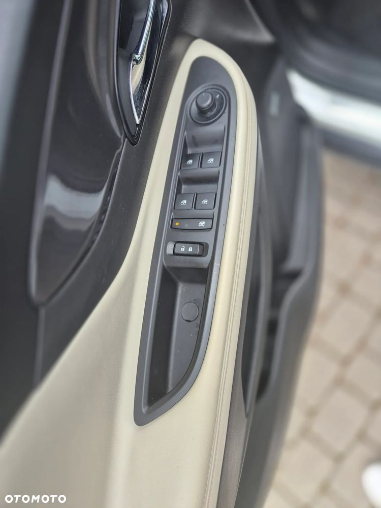 Opel Mokka X - 17