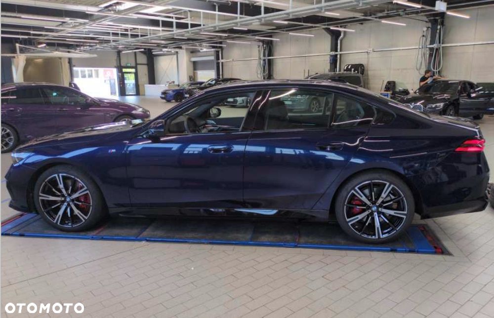 BMW Seria 5 540d xDrive mHEV M Sport - 7