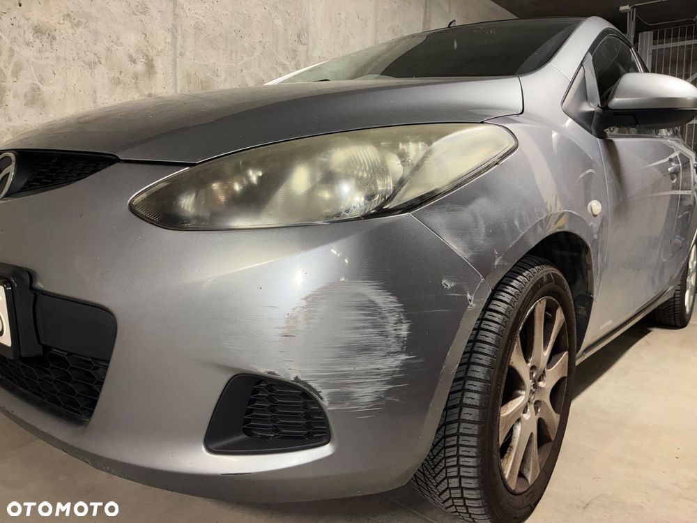 Mazda 2 - 12