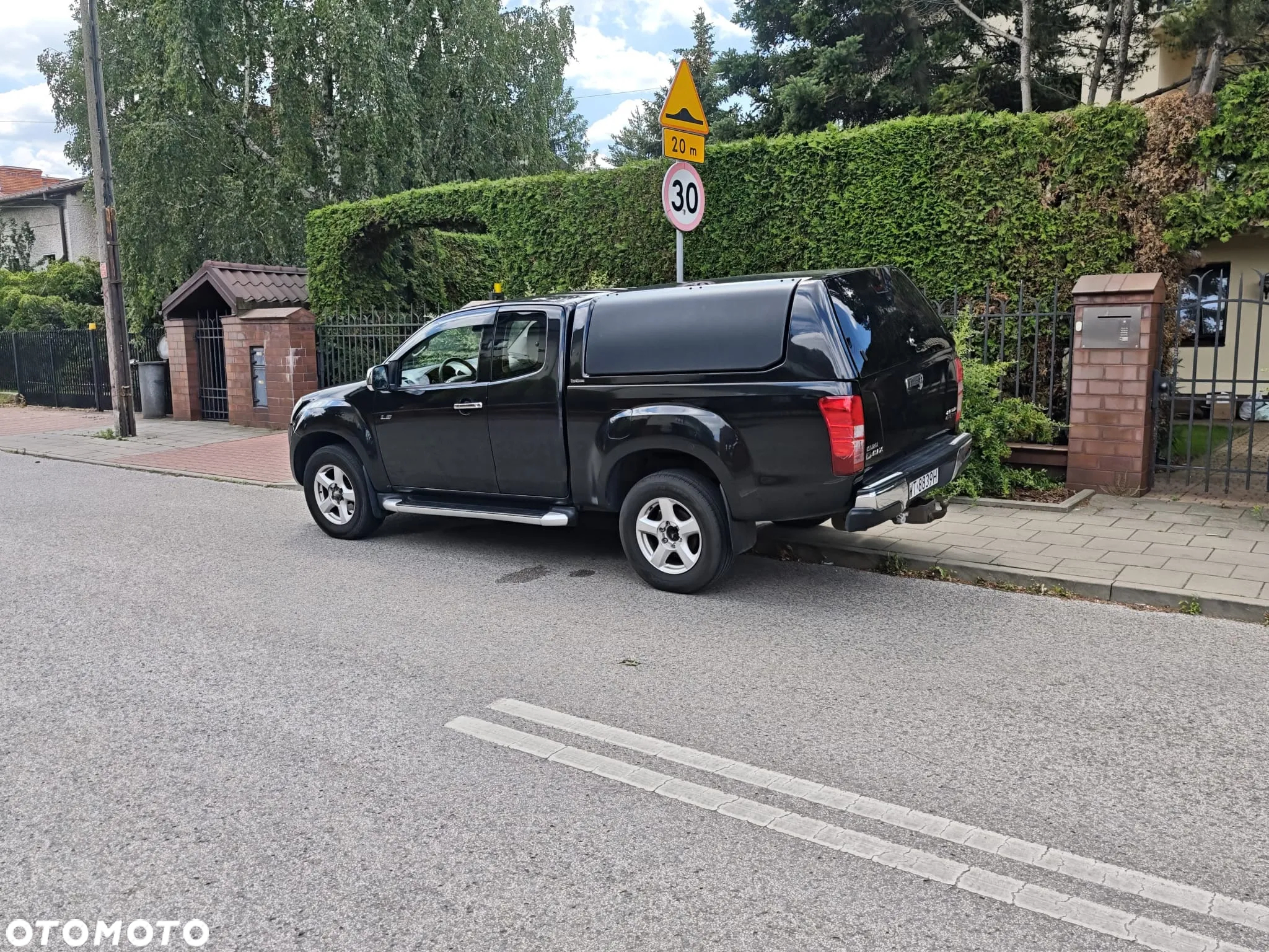 Isuzu D-Max 2.5 DC LS - 4