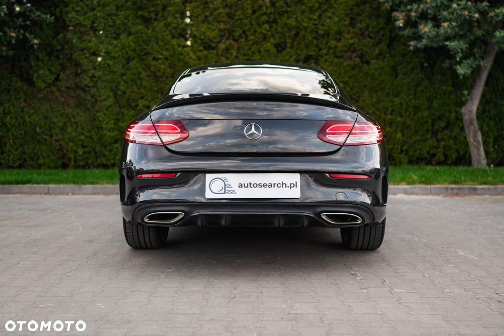 Mercedes-Benz Klasa C 300 9G-TRONIC AMG Line Plus - 6
