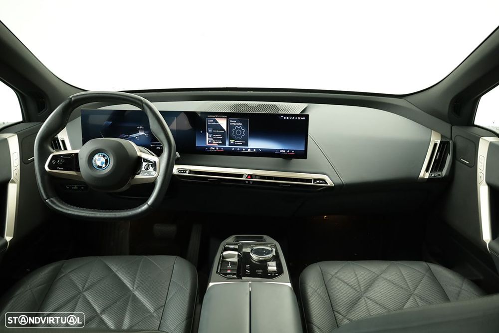 BMW iX xDrive 40 - 9