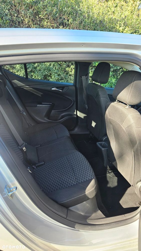 Opel Astra 1.4 T Dynamic - 23