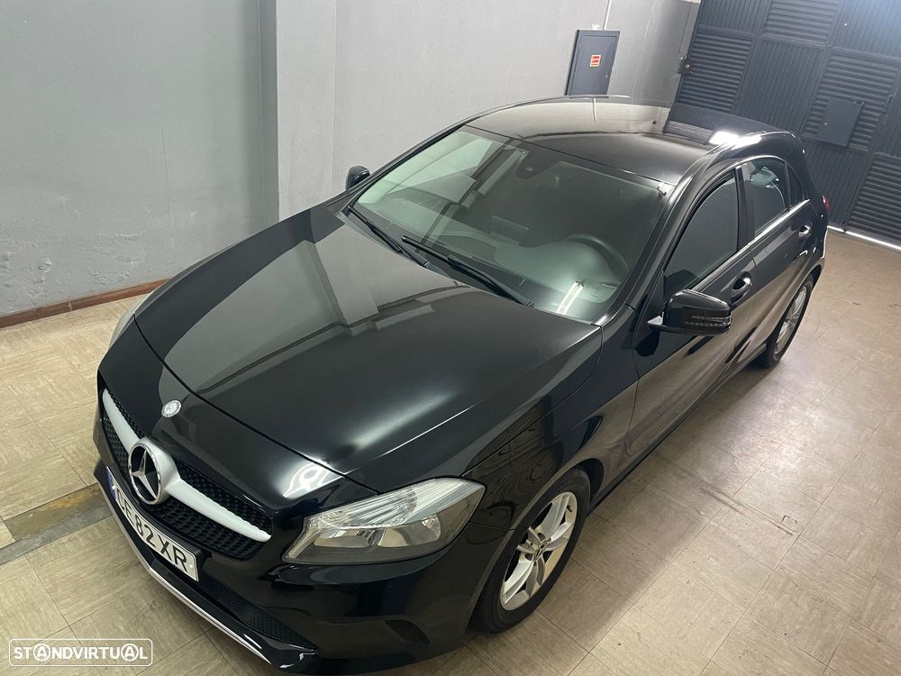 Mercedes-Benz A 180 d Activity Edition - 27