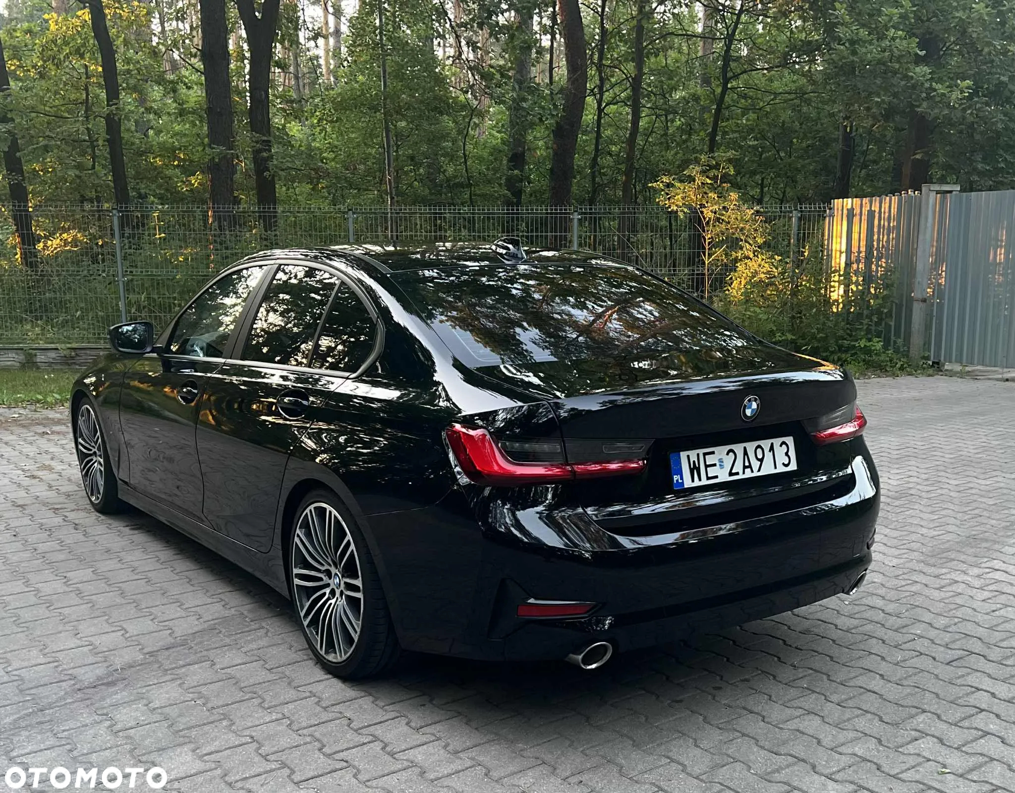 BMW Seria 3 318i - 5