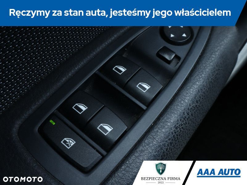 BMW Seria 1 - 17