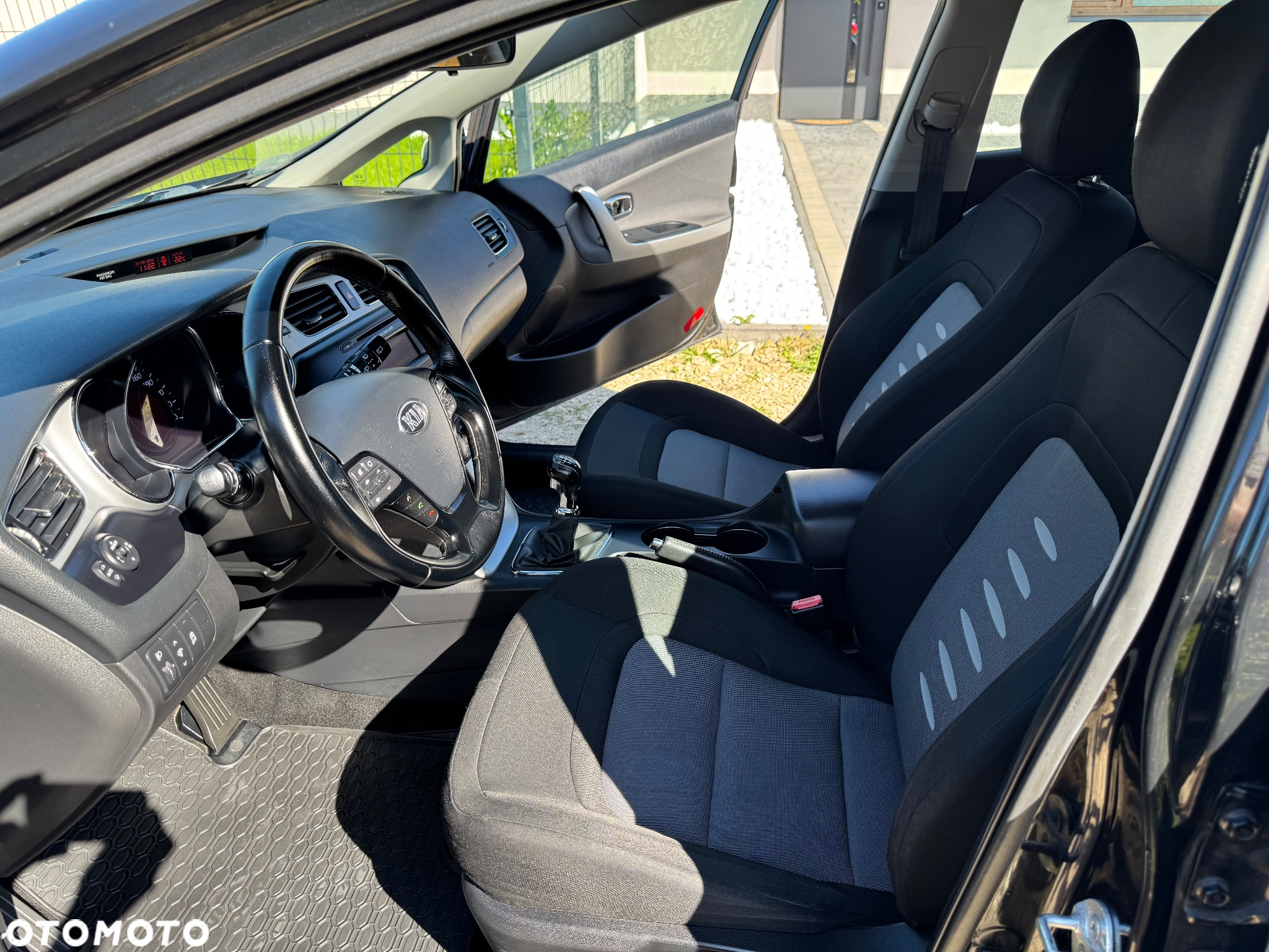 Kia Ceed Cee'd 1.6 GDI M - 30