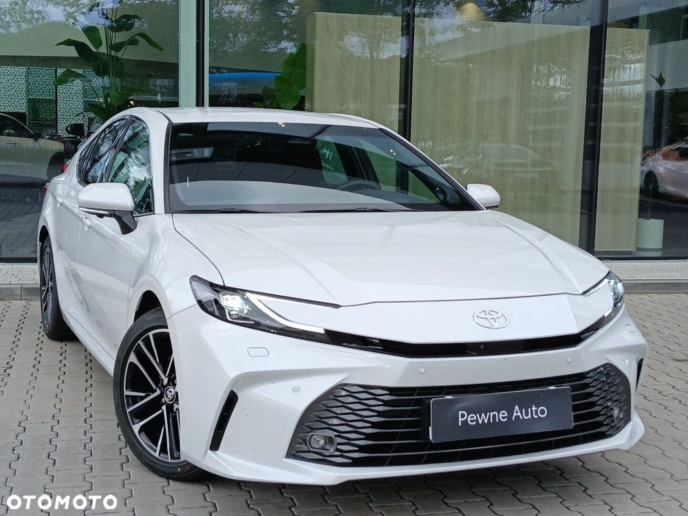 Toyota Camry - 7