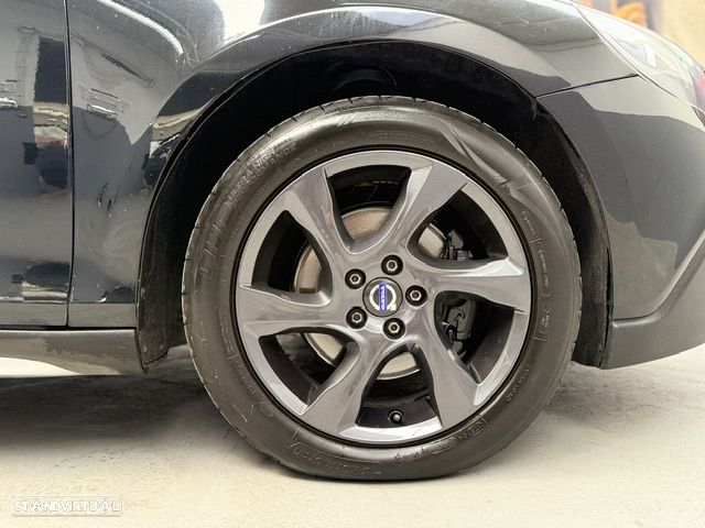 Volvo V40 1.6 D2 Momentum Eco - 9