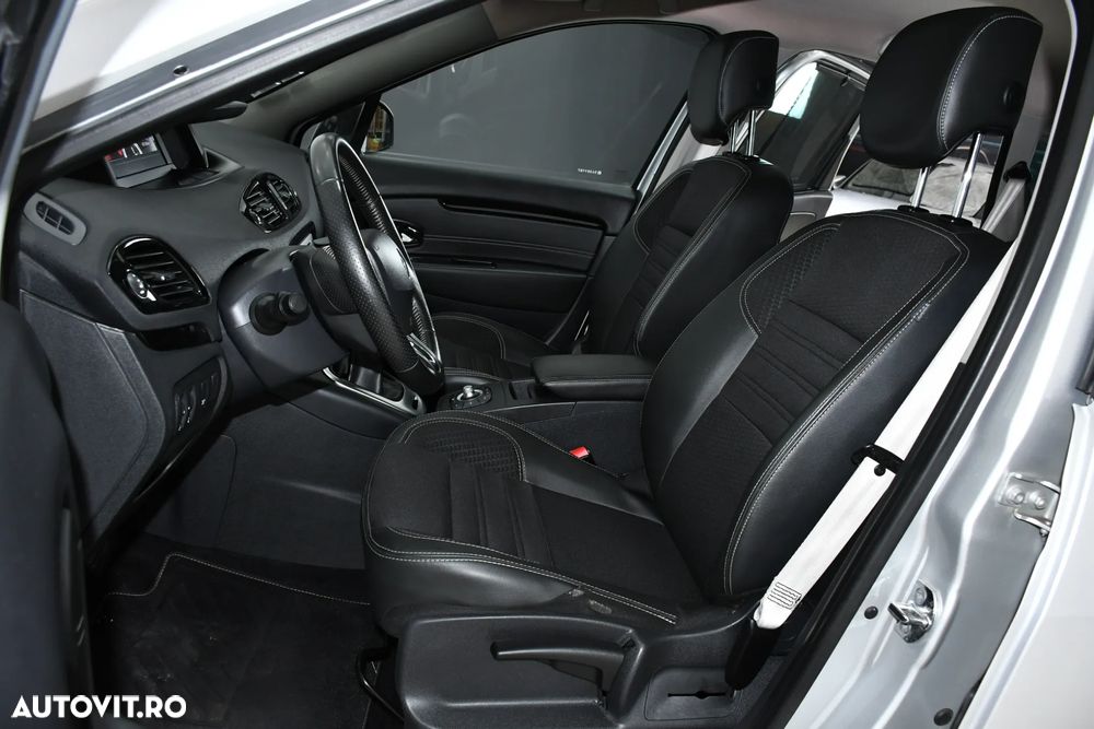 Renault Grand Scenic dCi 110 EDC Bose Edition - 15