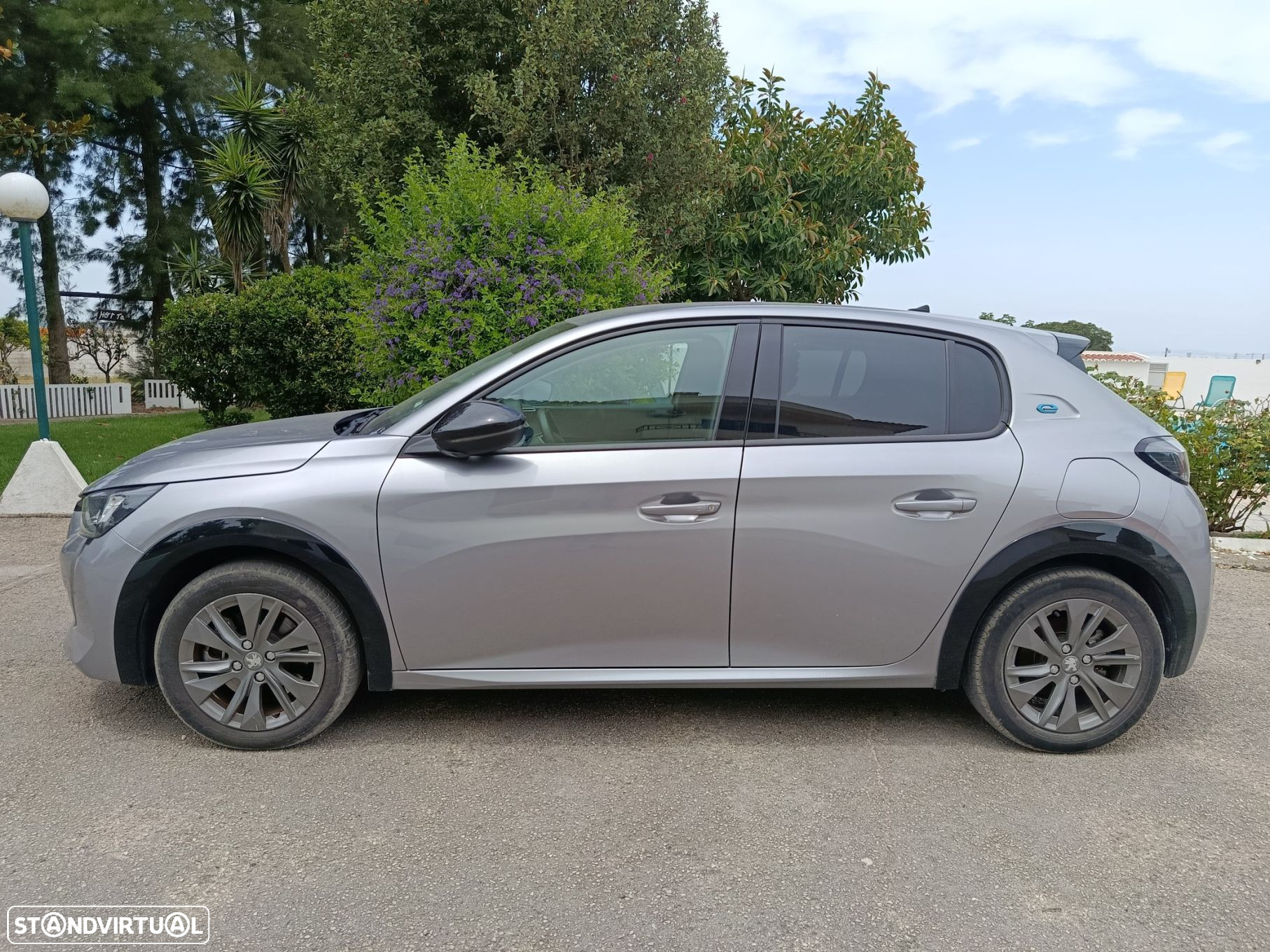 Peugeot e-208 50 kWh Allure Pack - 16