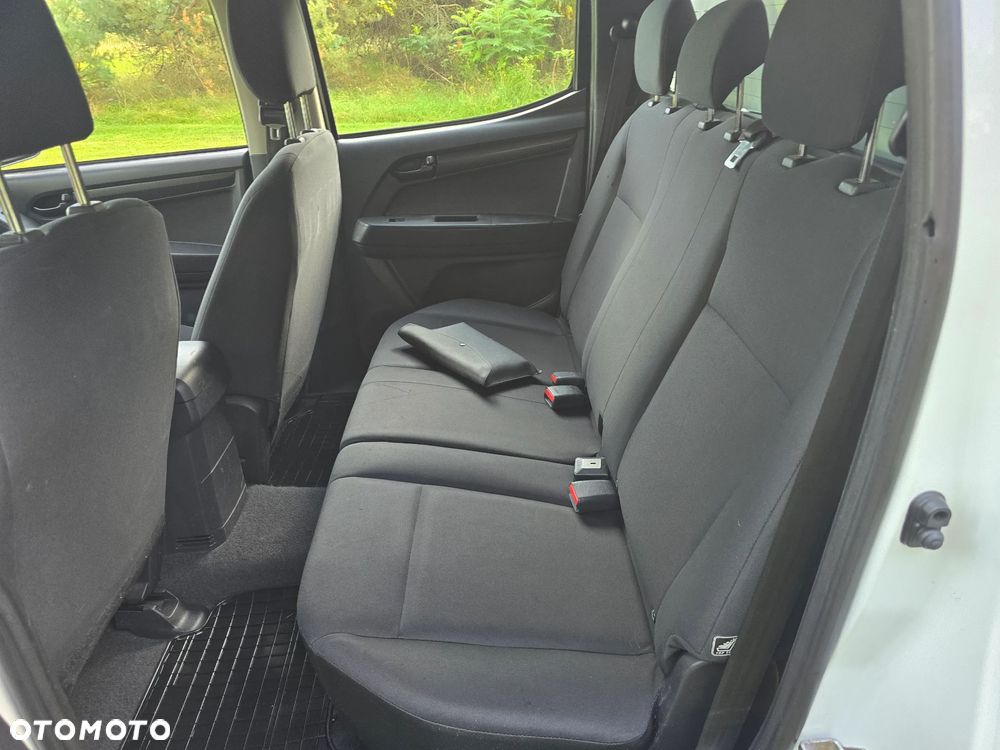 Isuzu D-Max 2.5 EC LS - 13