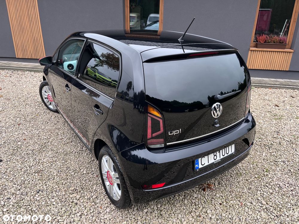 Volkswagen up! 1.0 beats - 12