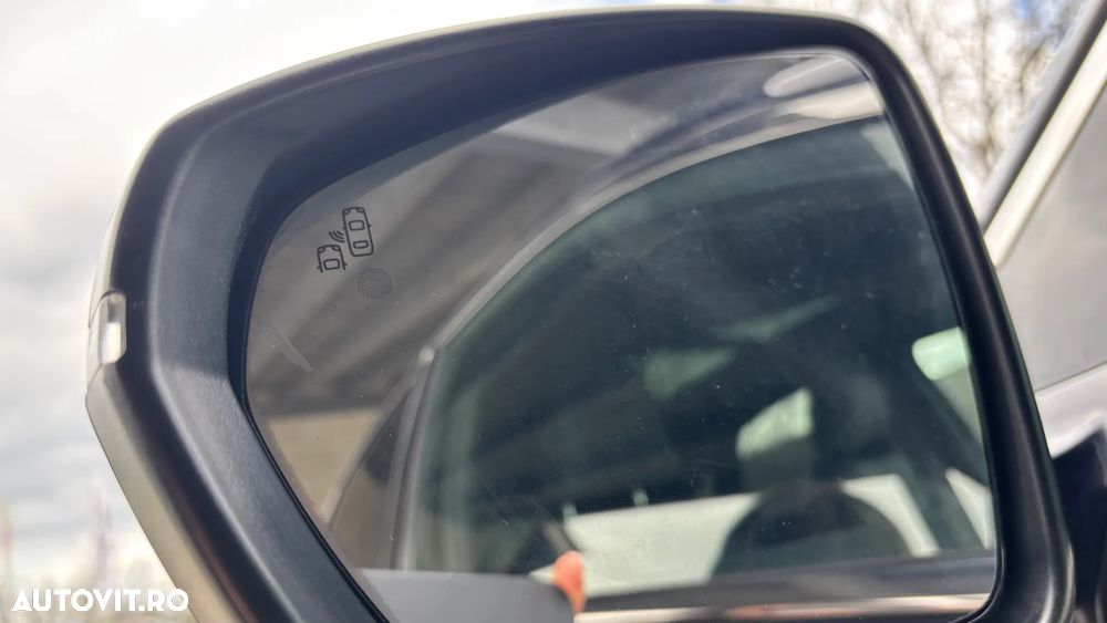 DS Automobiles DS 7 Crossback 1.6 PureTech 180 S&S EAT8 BASTILLE - 28