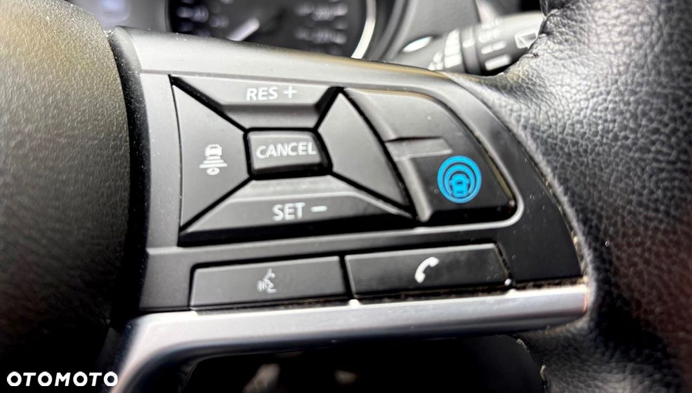 Nissan Qashqai - 16