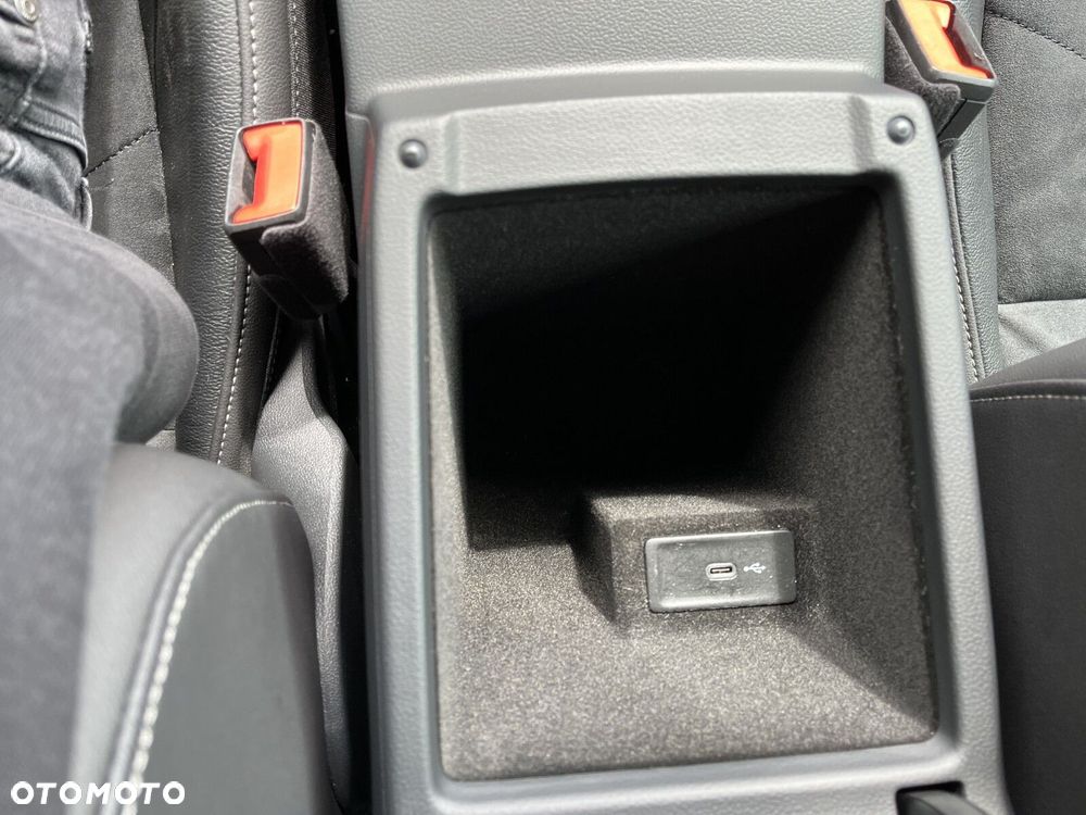 Volkswagen Arteon - 31