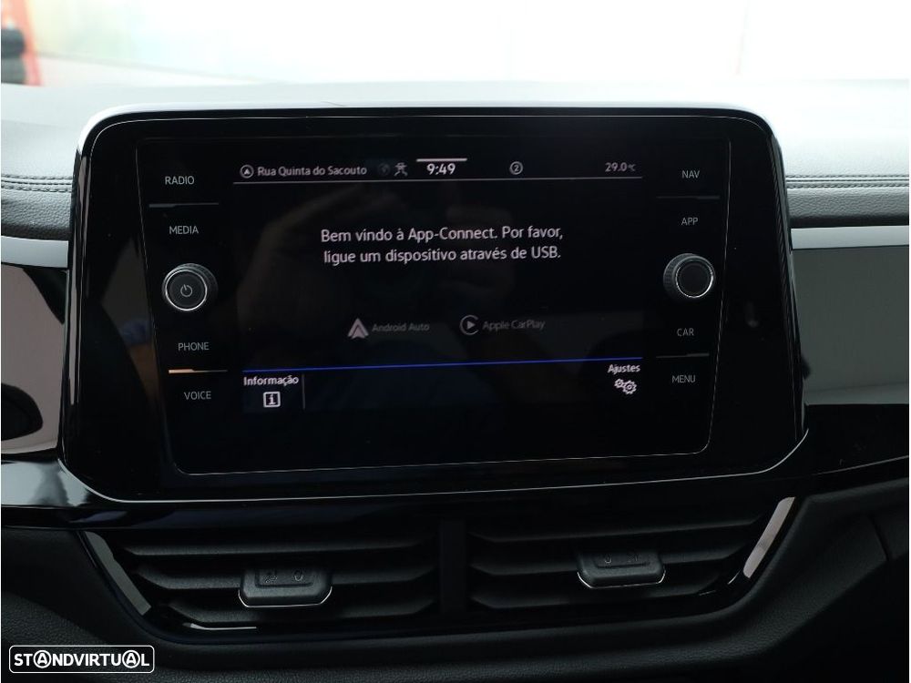 VW T-Roc 2.0 TDI R-Line DSG - 24