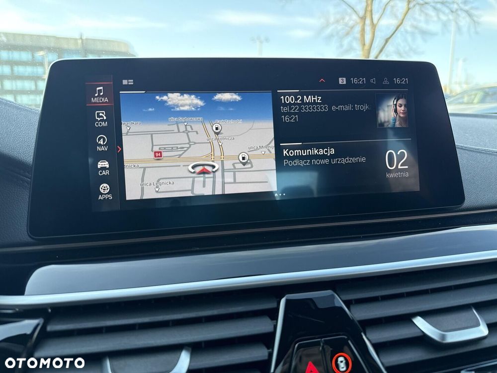 BMW Seria 5 M550i xDrive - 20