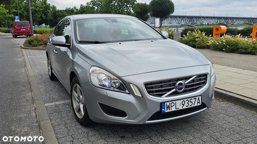 Volvo S60 DRIVe Summum - 2