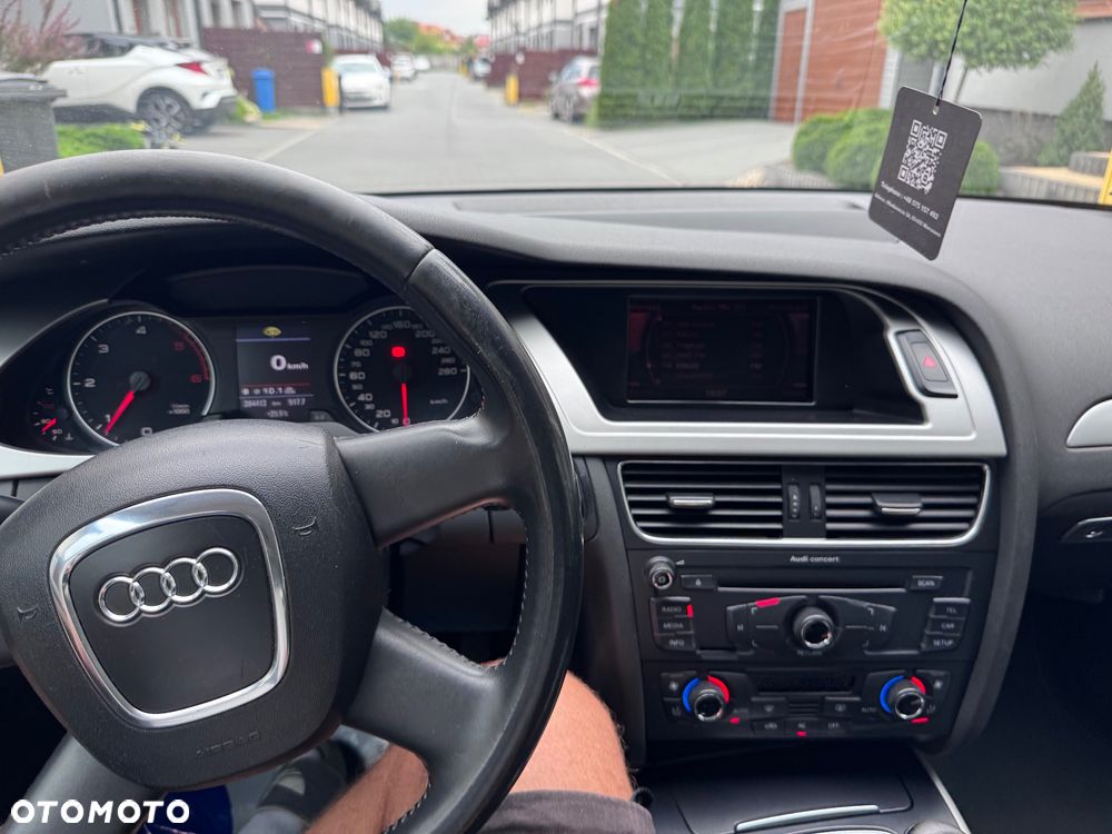 Audi A4 Limousine 2.0 TDI - 12