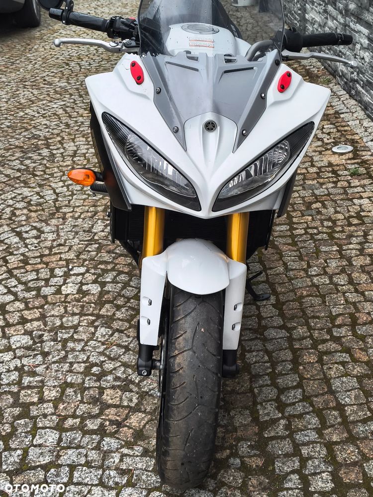 Yamaha FZ8 - 6