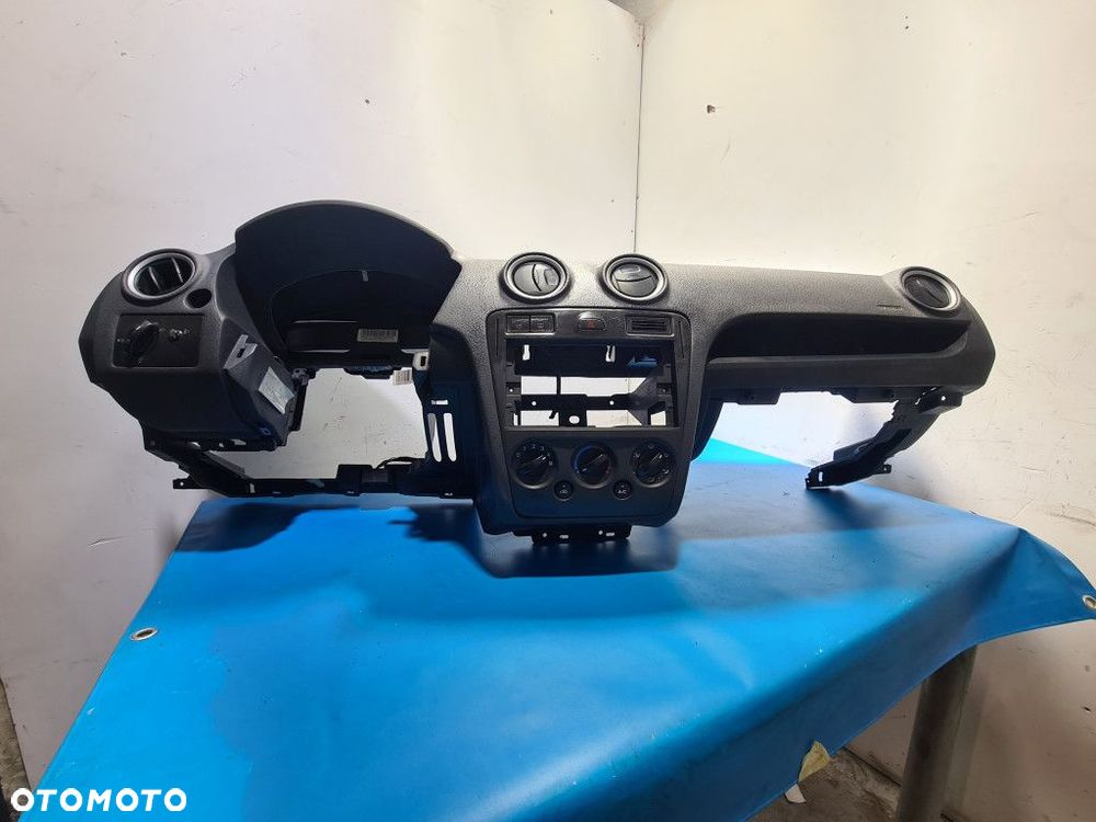 DESKA ROZDZIELCZA FORD FUSION 1.6 TDCI - 2