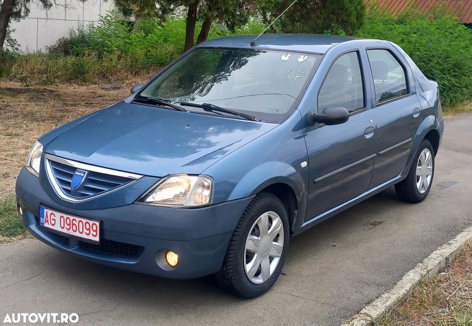 Dacia Logan - 1