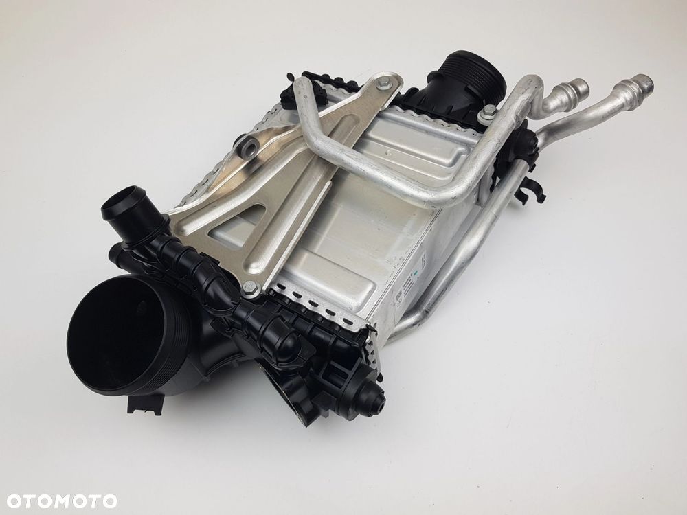 NOWA ORYGINALNA Chłodnica powietrza Intercooler Mercedes x247 GLB - 7