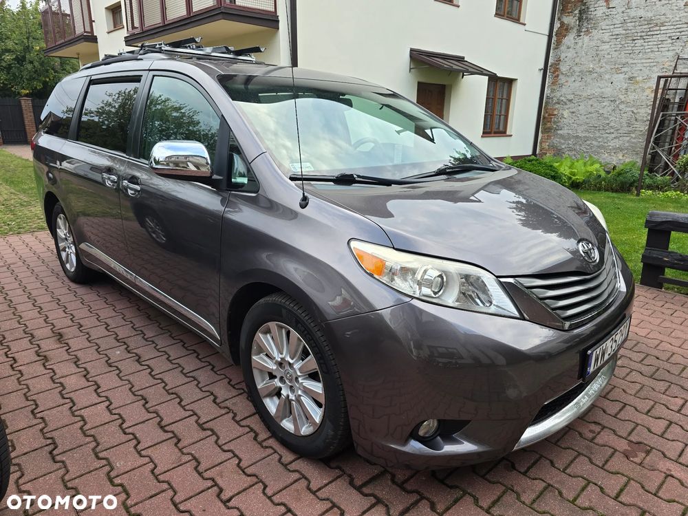 Toyota Sienna 3.5 V6 XLE AWD - 1