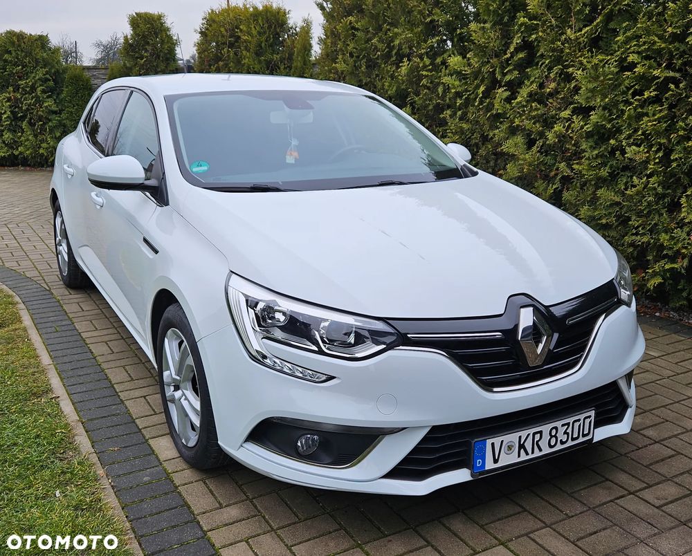 Renault Megane ENERGY TCe 100 LIFE - 22