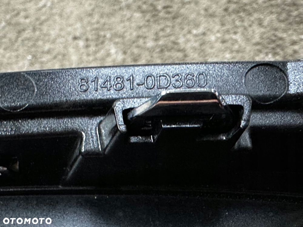 kratka zderzaka halogenu prawa toyota yaris iii 81481-0d360 - 7