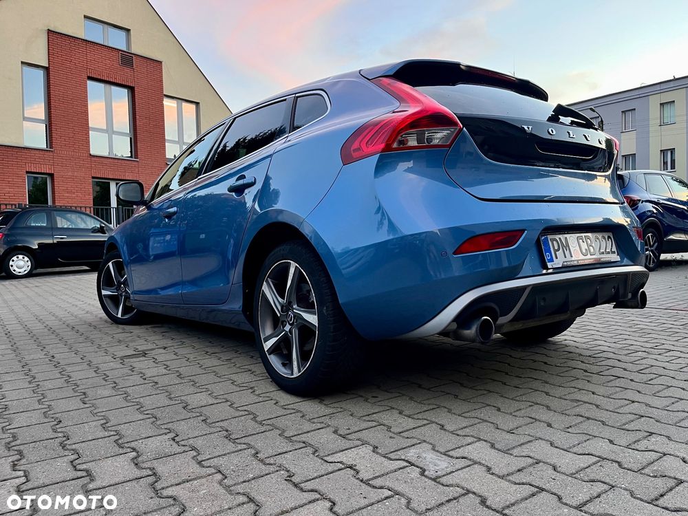 Volvo V40 T2 RDesign - 10