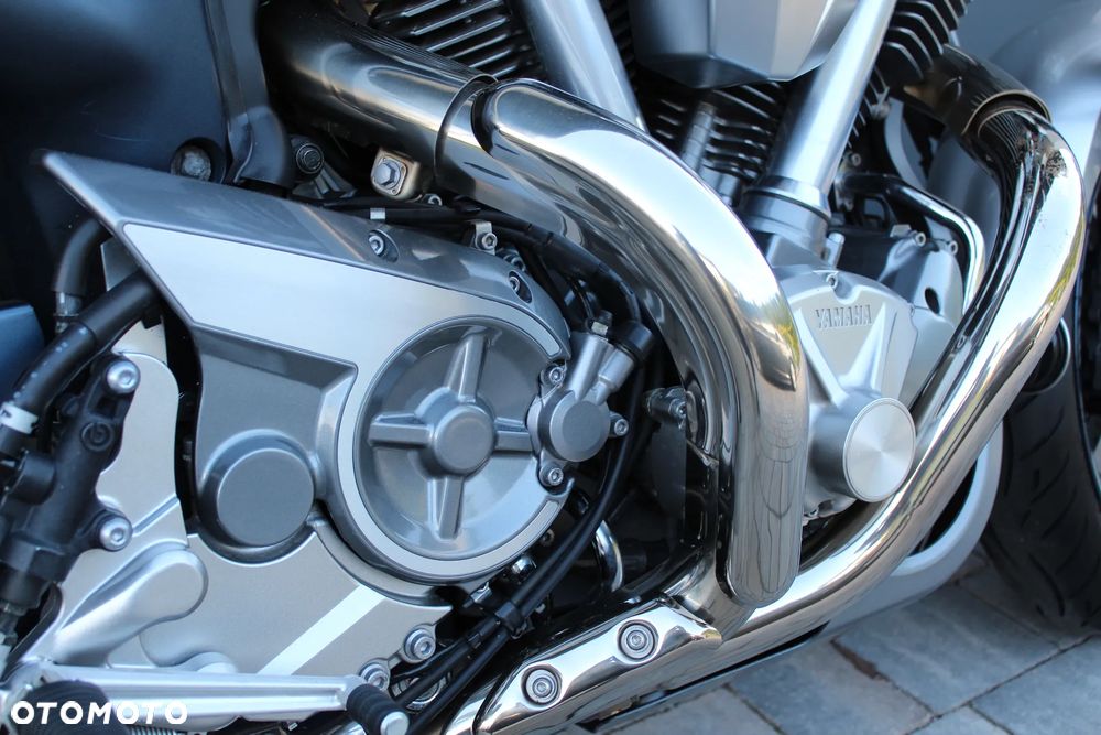 Yamaha MT - 6
