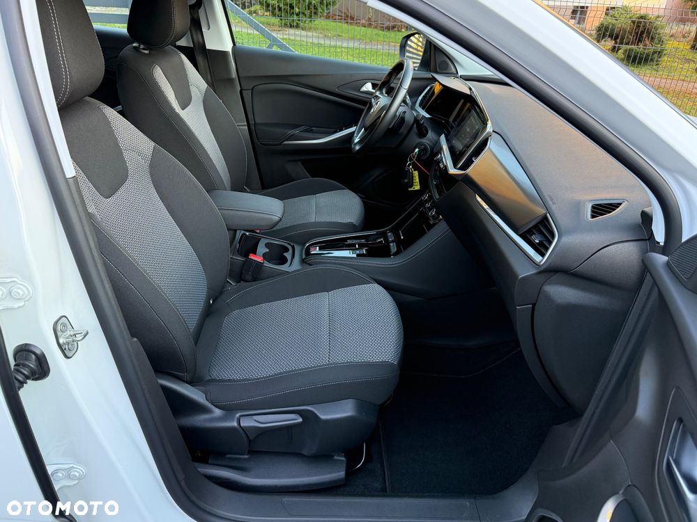 Opel Grandland 1.2 T Edition S&S - 19