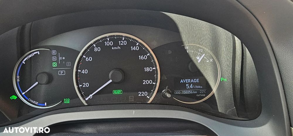 Lexus CT - 13