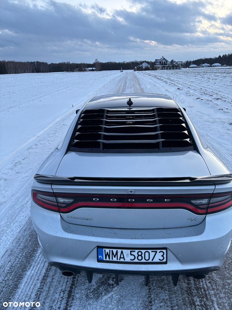 Dodge Charger 5.7 R/T - 12