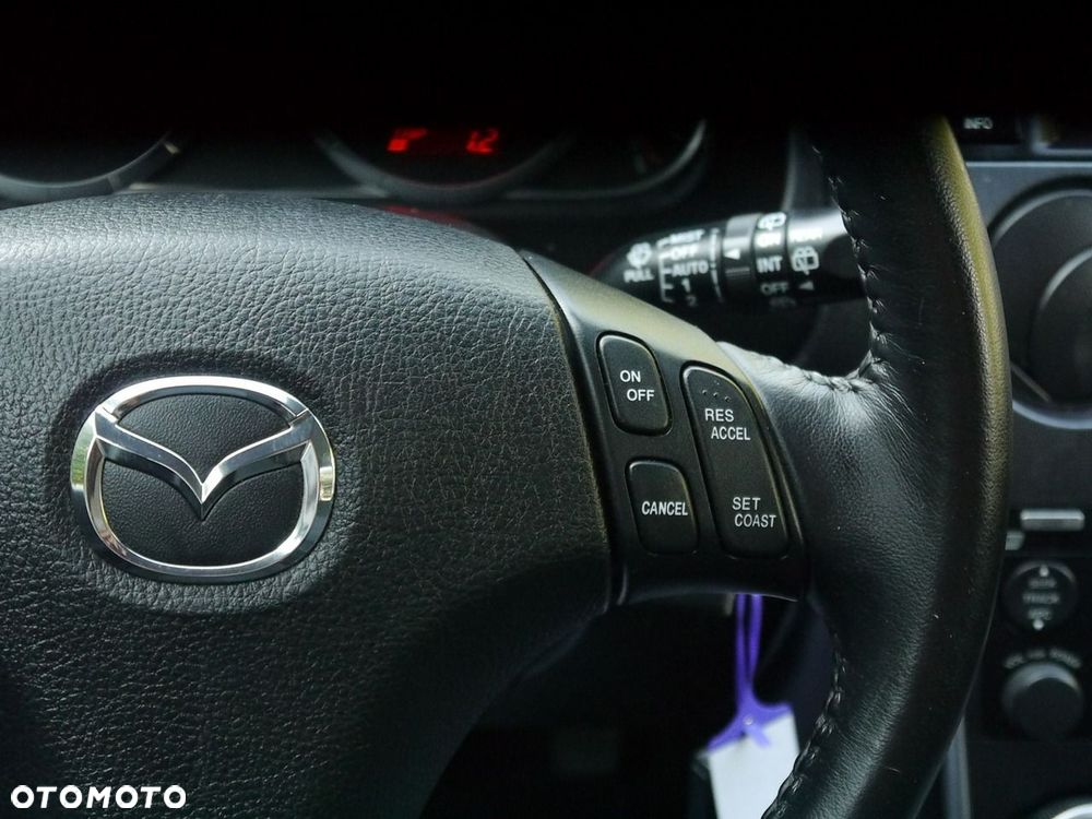 Mazda 6 2.0 Exclusive + - 28