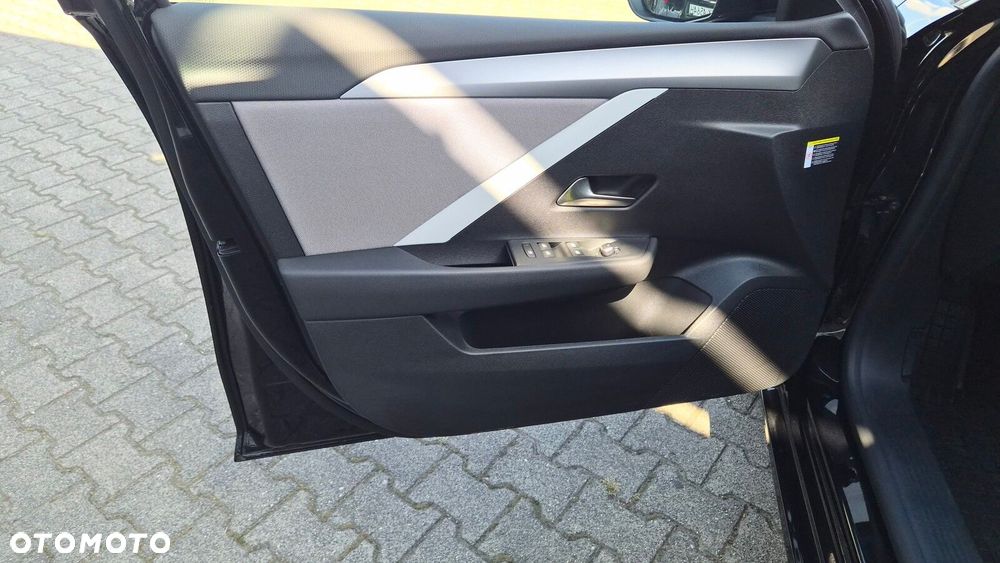 Opel Astra - 16