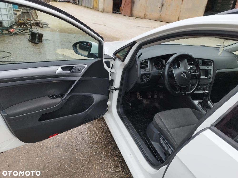 Volkswagen Golf 1.6 TDI BMT Trendline EU6 - 3
