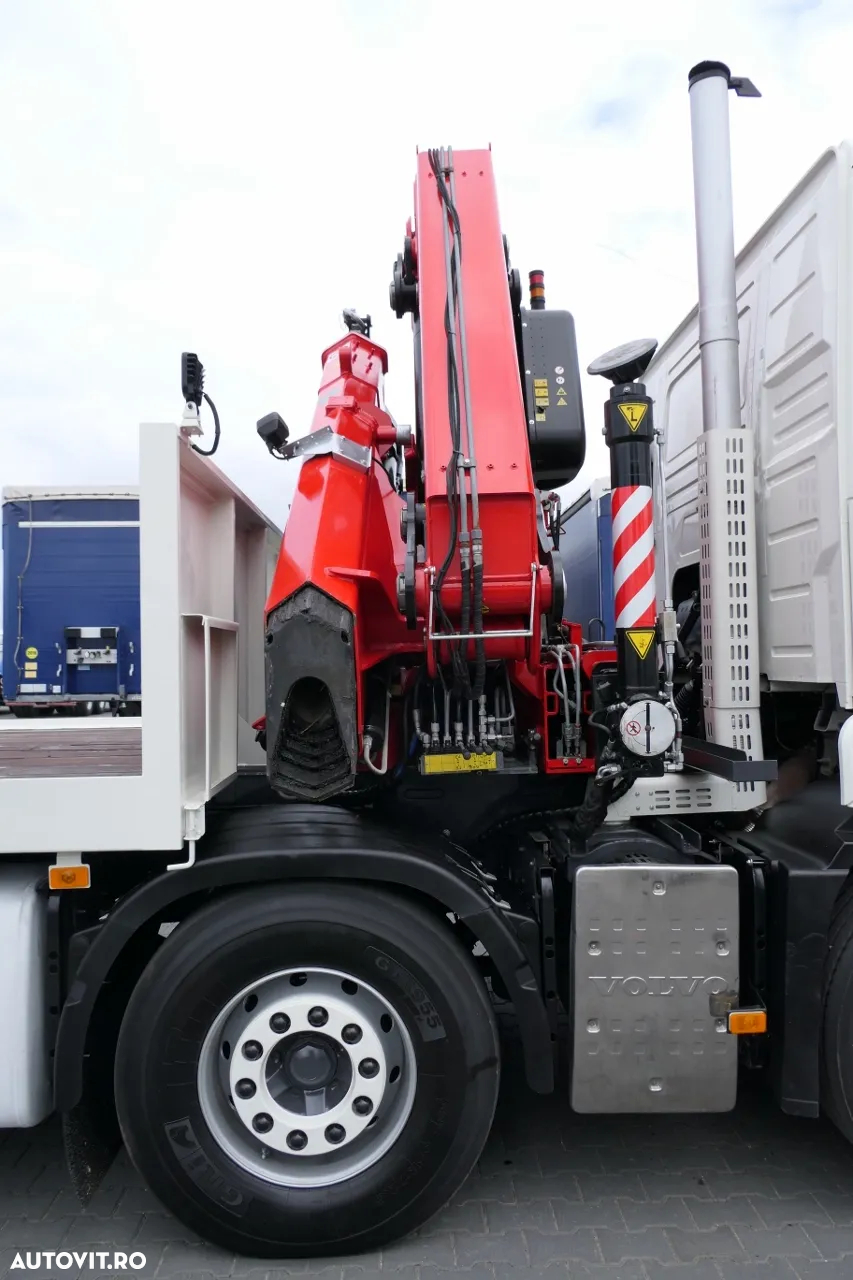 Volvo FH 460 / 8X4 / PLATFORMA + HDS FASSI F455 / 17 M RAZA / CAPACITATE MAX 13,5 T / RADIO CONTROL - 18