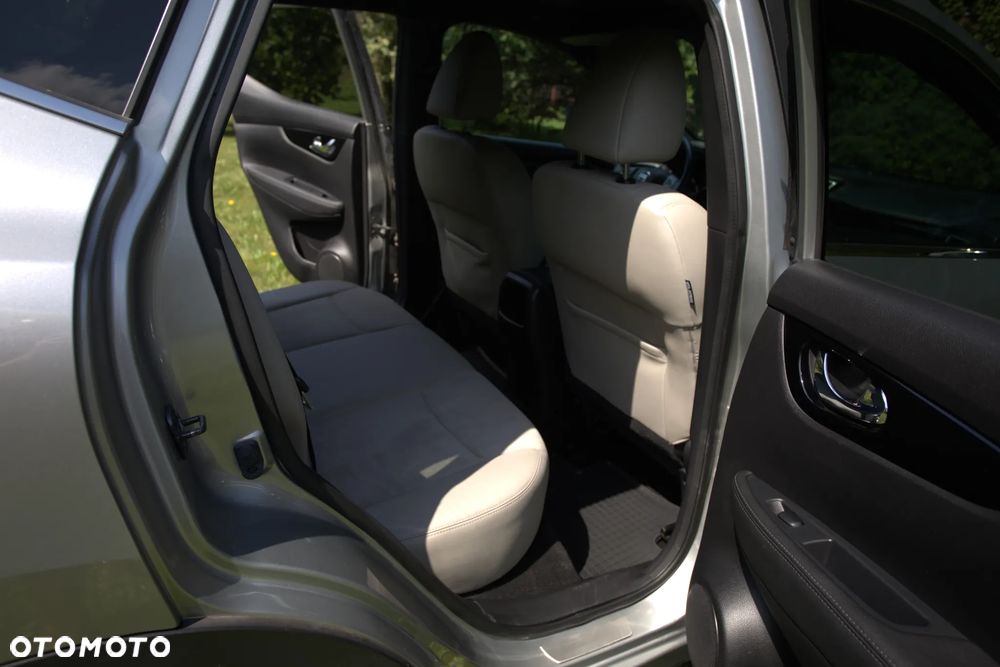 Nissan Qashqai 1.6 dCi 4x4 360 S&S - 11
